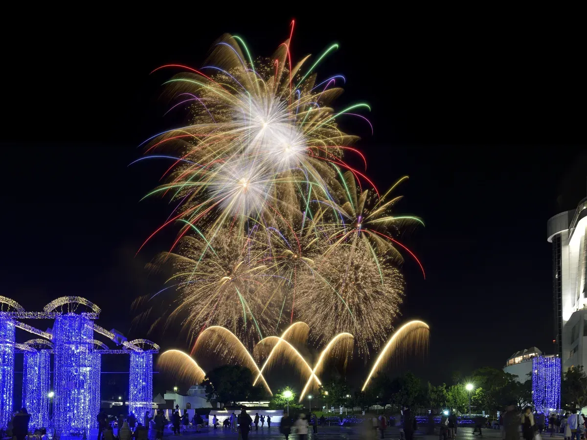 Nagoya Port Christmas Fireworks 2025 | Dec. 20