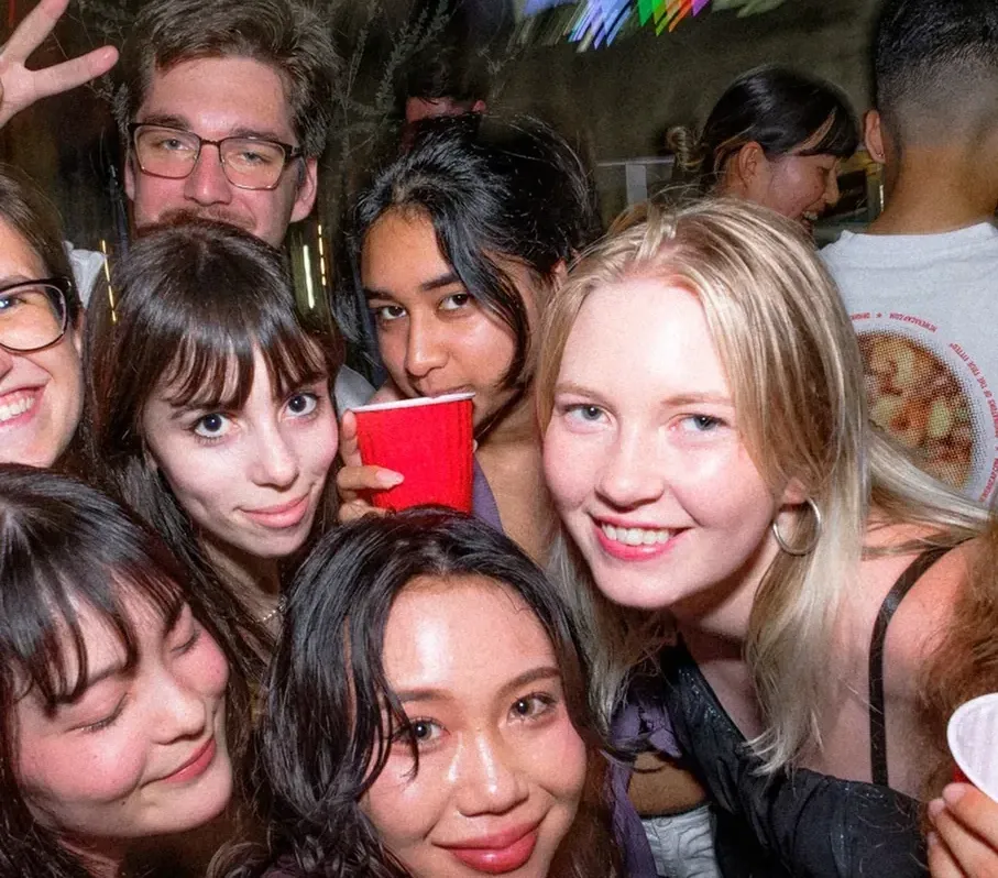 The International Rooftop Party  4 | 4